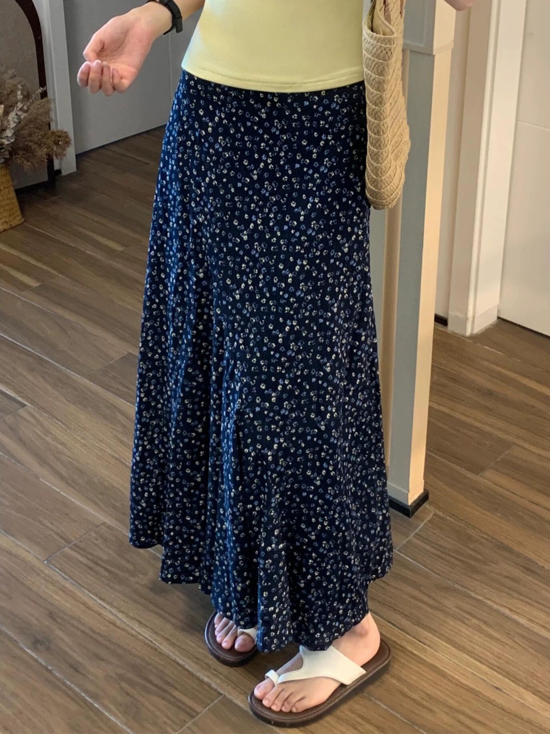 Jupe midi évasée à imprimé flo - Midi Skirt Floral avis et prix